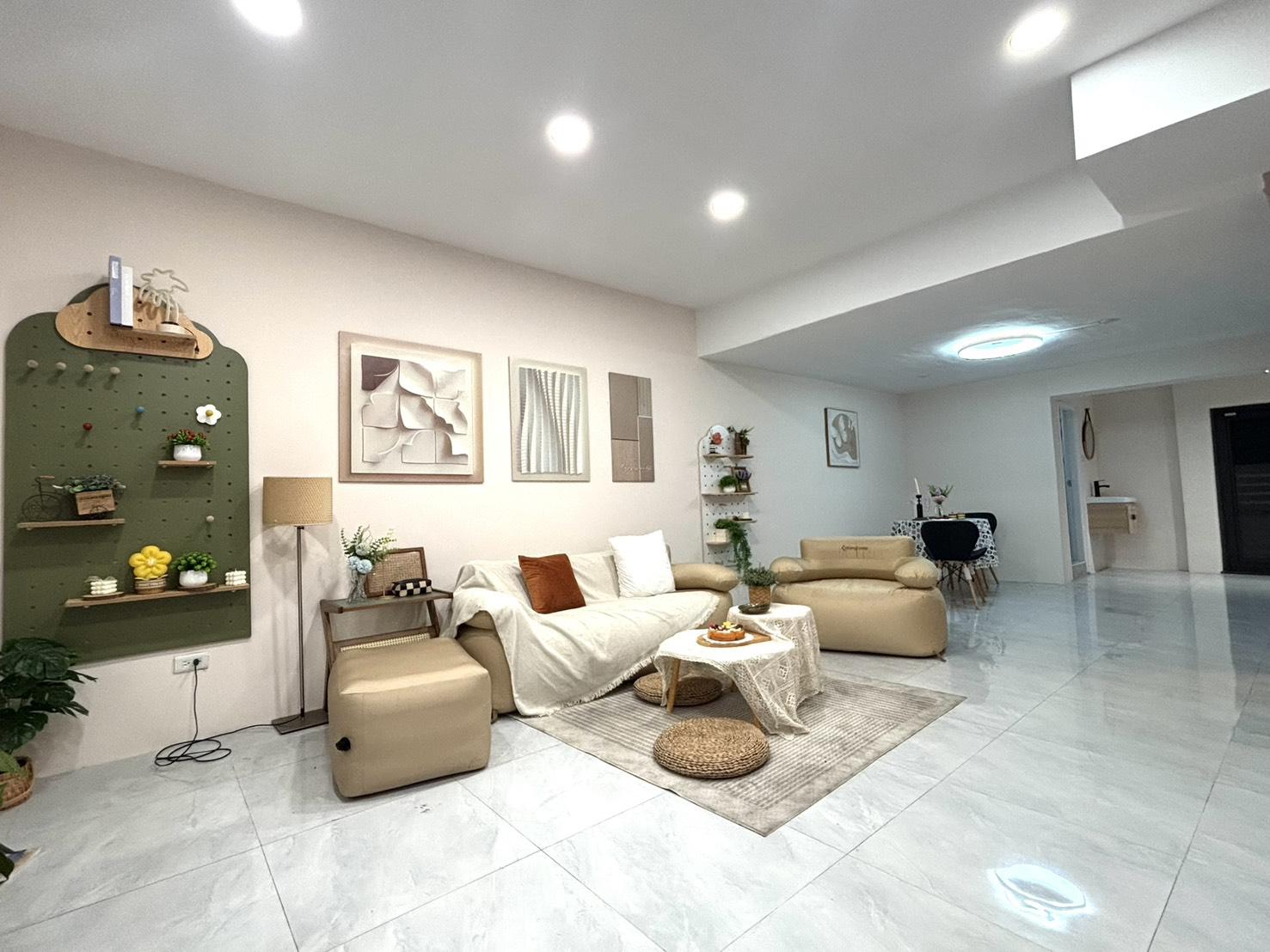 小港｜近草衙道｜1+夾店住丨大面寬丨翻修美寓